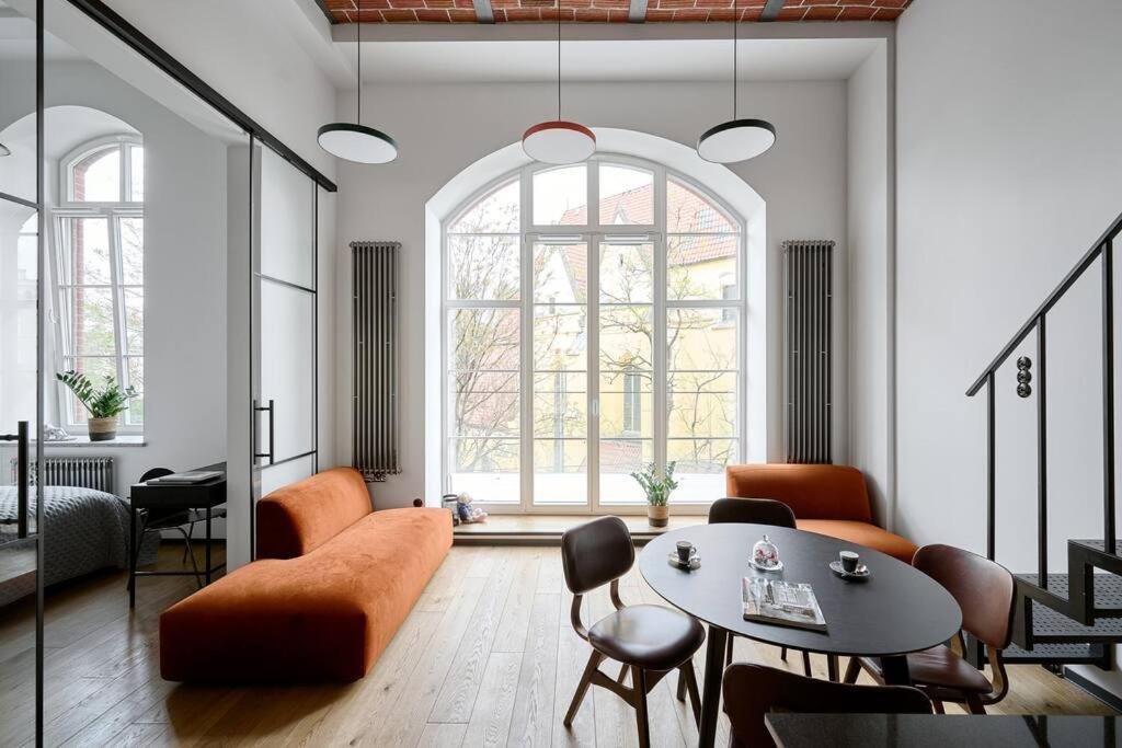 شقة Loft Industrialny Przy Bulwarze Staromiejskim فروتسواف المظهر الخارجي الصورة