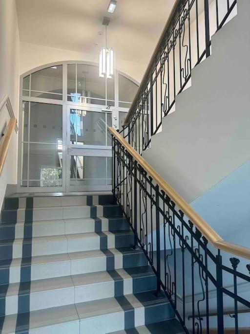 شقة Loft Industrialny Przy Bulwarze Staromiejskim فروتسواف المظهر الخارجي الصورة